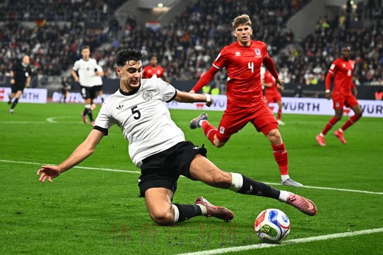 18位亿元先生!皇马7人断档第1 曼城枪手德甲各3人 18位亿元先生!皇马7人断档第1 曼城枪手德甲各3人